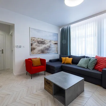 Zdrojowa 5 - Visitopl Apartman *